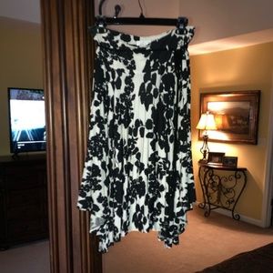 Adorable Skirt - Very Good Condition